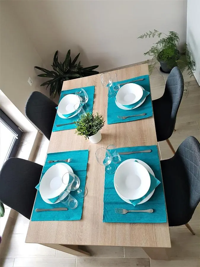 Azzurro-Top Floor Apartment In Quiet Neighborhood, Free Private Parking Varna 0*,  Bulgaria
